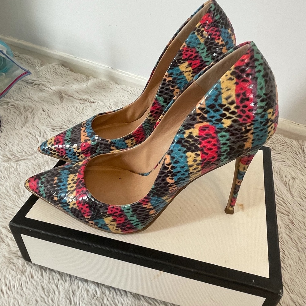 Colorful heels ❤️ - Picture 2 of 4